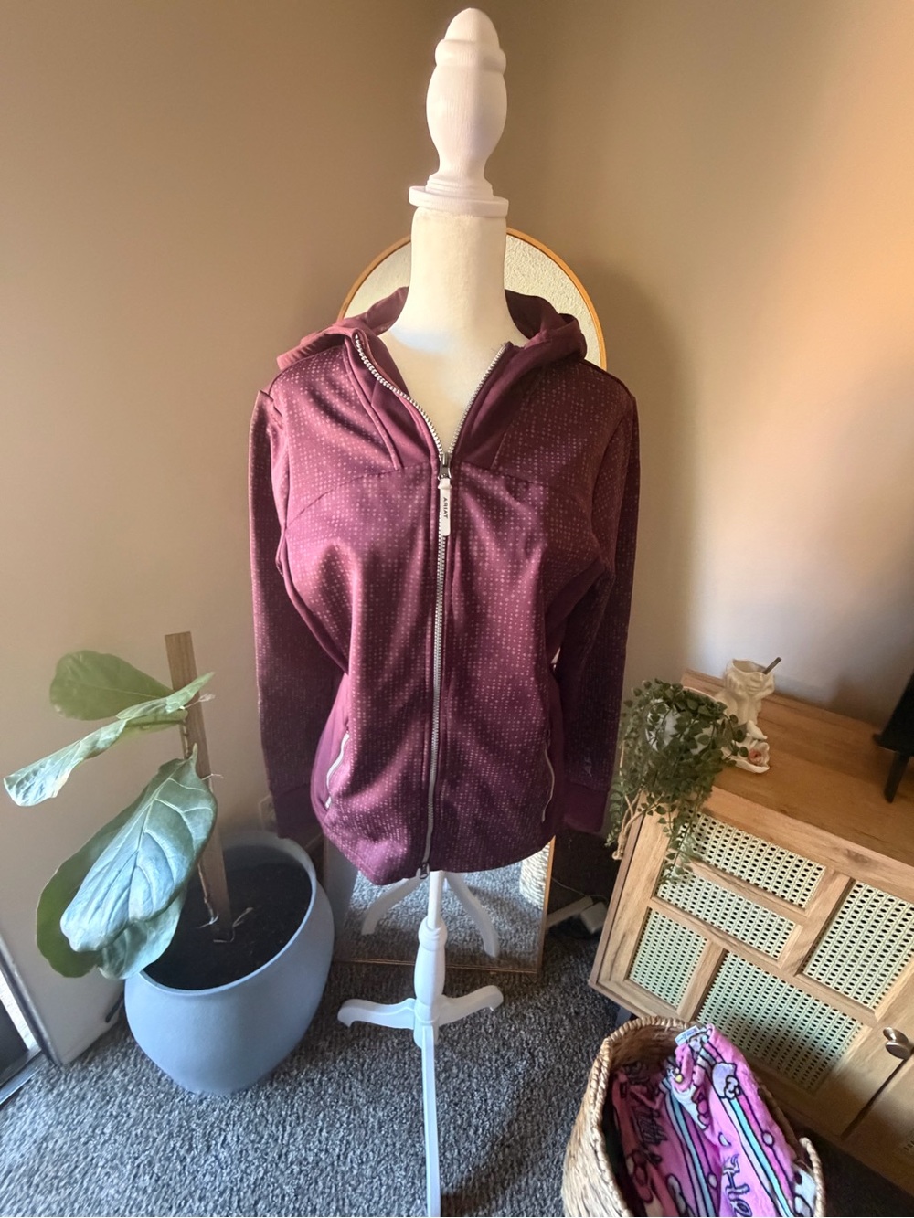 Ariat Women Maroon Zip-Up Hooded Jacket